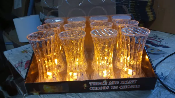 Multicolor_Crystal_Universal_Night_Light
