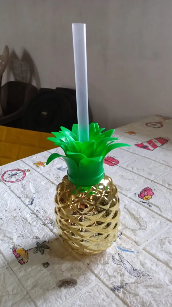 Multicolor_Plastic_Pineapple_Cups_With_Straw_(1_Pc)