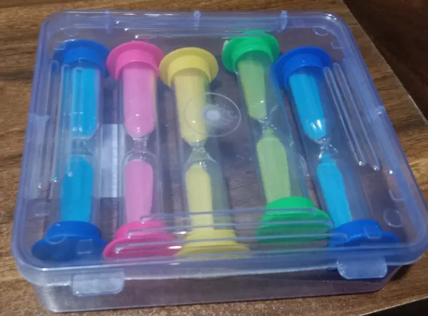 Multicolor_Sand_Timer_Plastic_Hourglass_(3_Min_Approx)_(5_Pc)