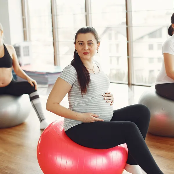 Multicolor_Anti_Burst_Exercise_Ball_With_Inflation_Pump_(65_Cm)