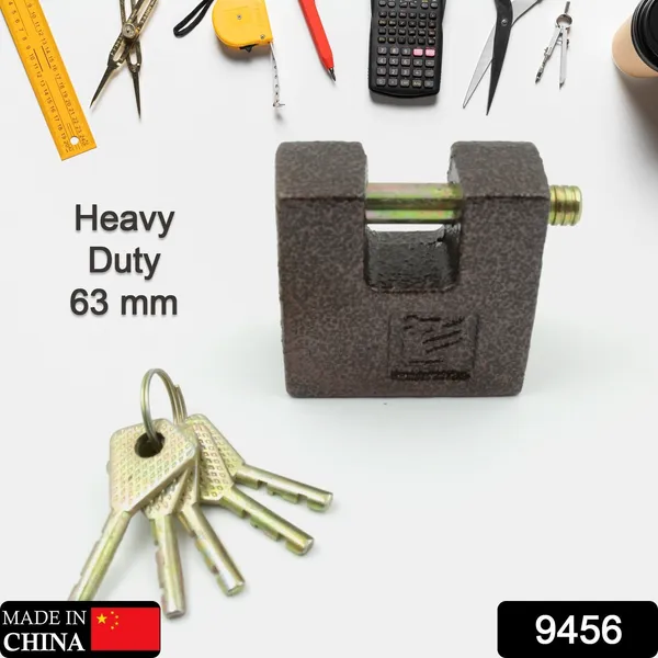 Black_Brass_Core_And_Thickened_Spray_Iron_Door_Lock_With_5_Pc_Keys_(63_Mm_)