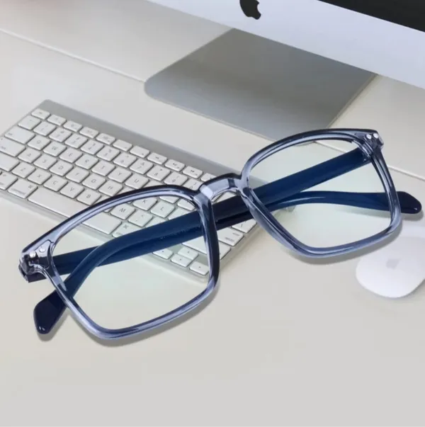Transparent_Rectangular_Blue_Light_Protection_Computer_Eyeswear_For_Men_And_Women