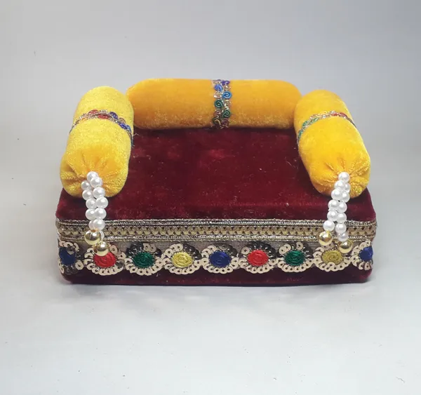 Pack_of_2_Pink_Wooden_Kanha_Singhasan_and_Bed_|_Premium_Silk_Bedding_for_Thakur_Ji