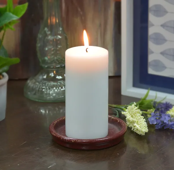White_Lavender_Scented_Paraffin_Wax_Pillar_Candles_For_Meditation,_Spa
