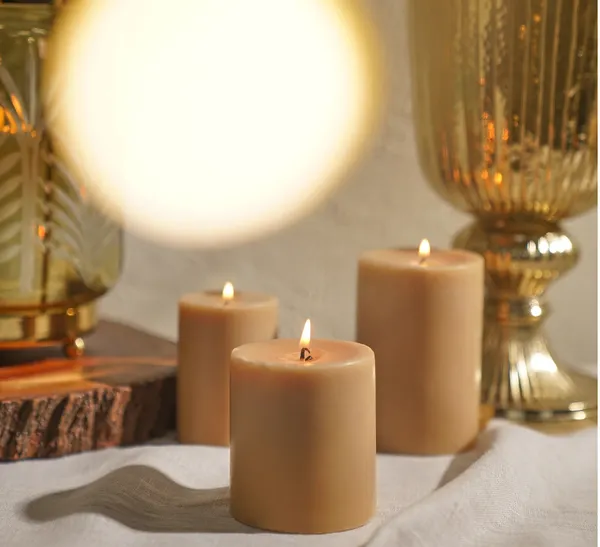 Beige_Scented_Paraffin_Wax_Pillar_Candles_For_Meditation,_Spa