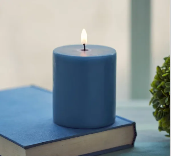 Blue_Mogra_Scented_Paraffin_Wax_Pillar_Candles_For_Meditation,_Spa