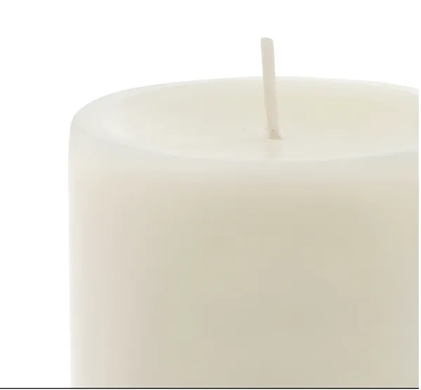 White_Lavender_Scented_Paraffin_Wax_Pillar_Candles_For_Meditation,_Spa