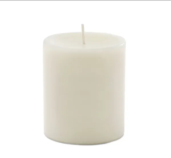 White_Lavender_Scented_Paraffin_Wax_Pillar_Candles_For_Meditation,_Spa