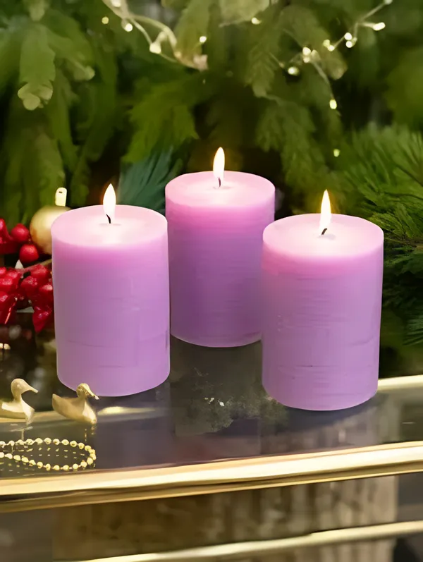 Pack_of_3_Purple_Lavender_Scented_Paraffin_Wax_Pillar_Candles_For_Meditation,_Spa