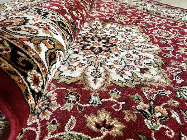 Maroon_Silk_Touch_Carpet_For_Living_Room_And_Bedroom_(_4_X_6_Feet_)