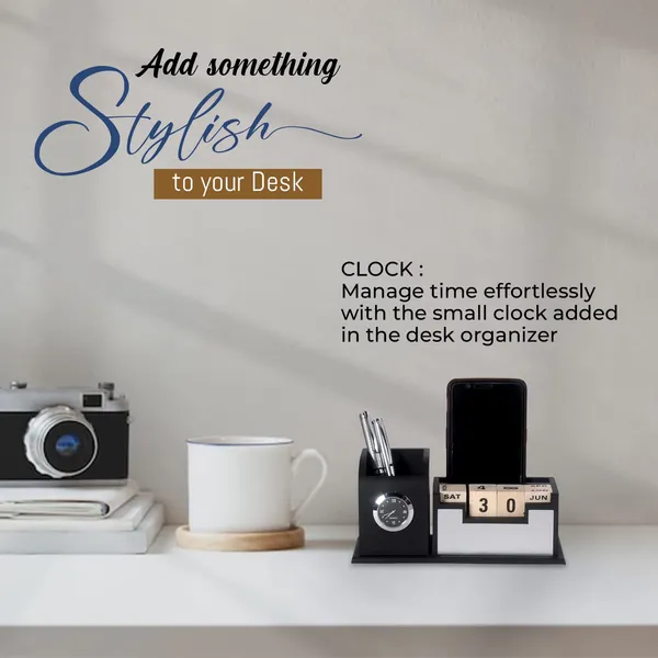 SHIVOM_CRAFTS_Wooden_Custom_Desk_Nameplate_For_Office_Table_(wooden_desk_name_BLK-SIL)