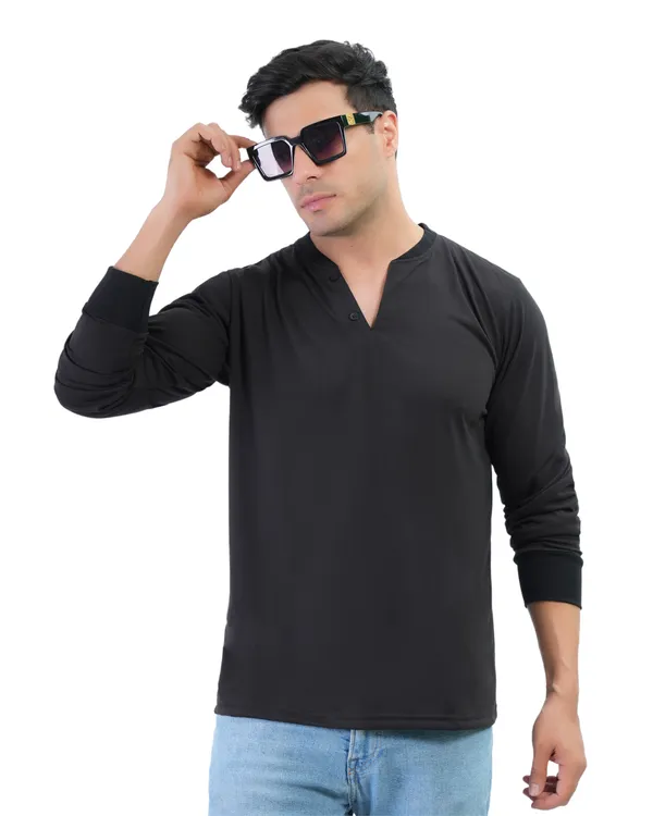 Black_Cotton_Blend_Regular_Fit_Solid_Western_Wear_Casual_T-Shirt