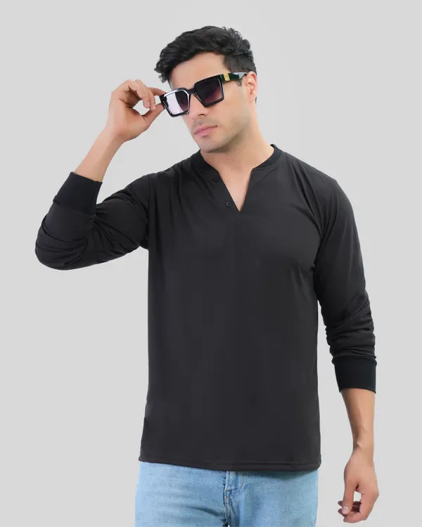 Black_Cotton_Blend_Regular_Fit_Solid_Western_Wear_Casual_T-Shirt