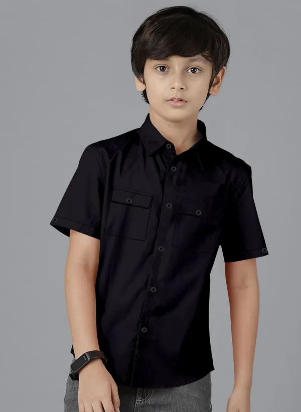 Black_Cotton_Blend_Regular_Fit_Half_Sleeve_Solid_Long_Shirt_For_Boys