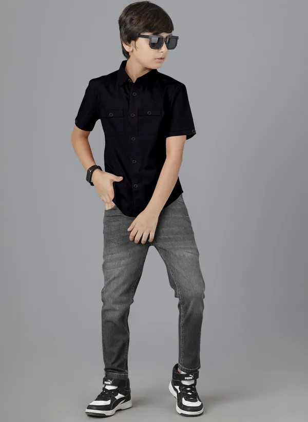 Black_Cotton_Blend_Regular_Fit_Half_Sleeve_Solid_Long_Shirt_For_Boys
