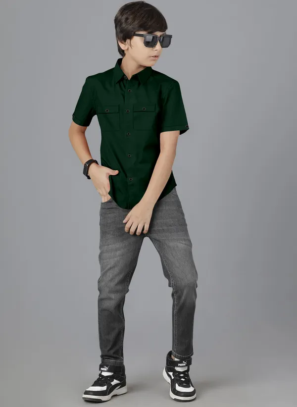 Dark_Green_Cotton_Blend_Regular_Fit_Half_Sleeve_Solid_Long_Shirt_For_Boys