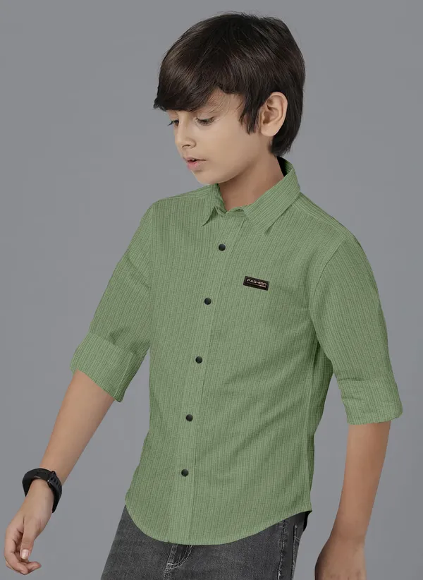 Green_Polycotton_Regular_Fit_Full_Sleeve_Self_Design_Long_Shirt_For_Boys