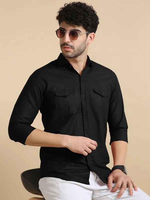 Black_Cotton_Blend_Regular_Fit_Full_Sleeve_Solid_Long_Shirt_For_Men