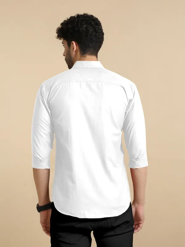 White_Cotton_Blend_Regular_Fit_Full_Sleeve_Solid_Long_Shirt_For_Men