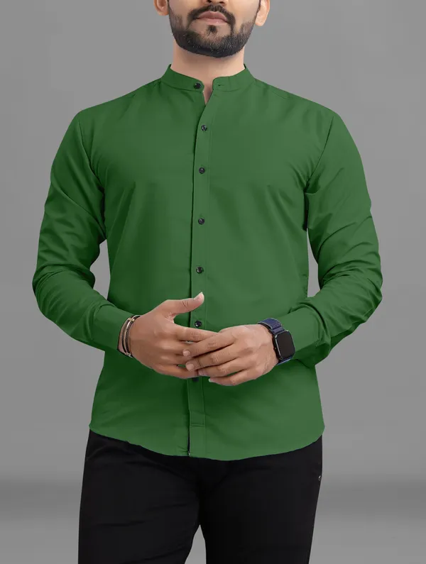 Green_Cotton_Blend_Regular_Fit_3/4th_Sleeve_Solid_Long_Shirt_For_Men