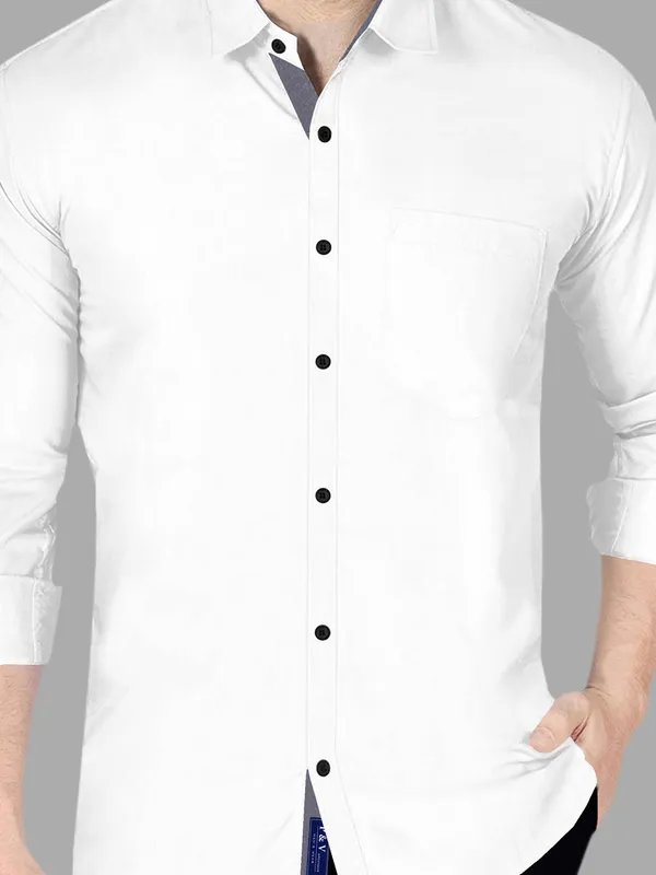 White_Cotton_Blend_Regular_Fit_Full_Sleeve_Solid_Long_Shirt_For_Men