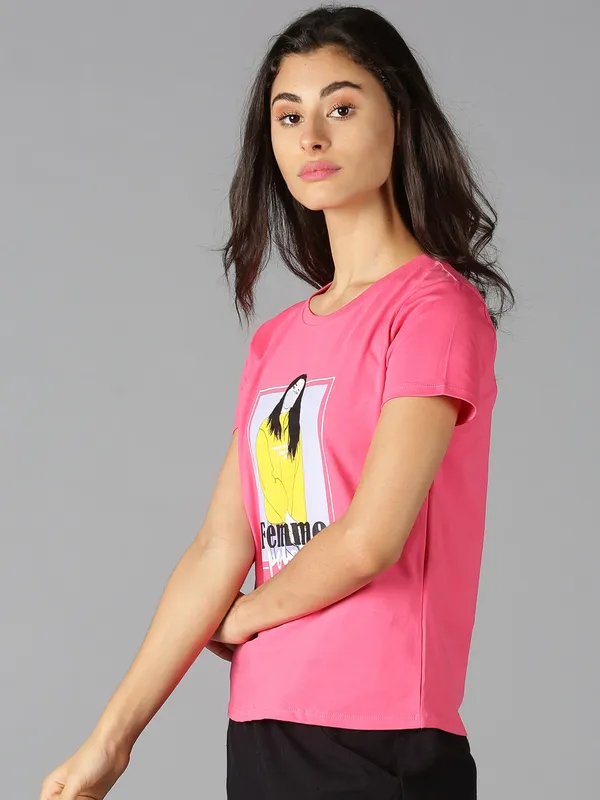 Pink_Pure_Cotton_Graphic_Print_Round_Neck_Slim_Fit_Short_Sleeve_T-Shirt_For_Women