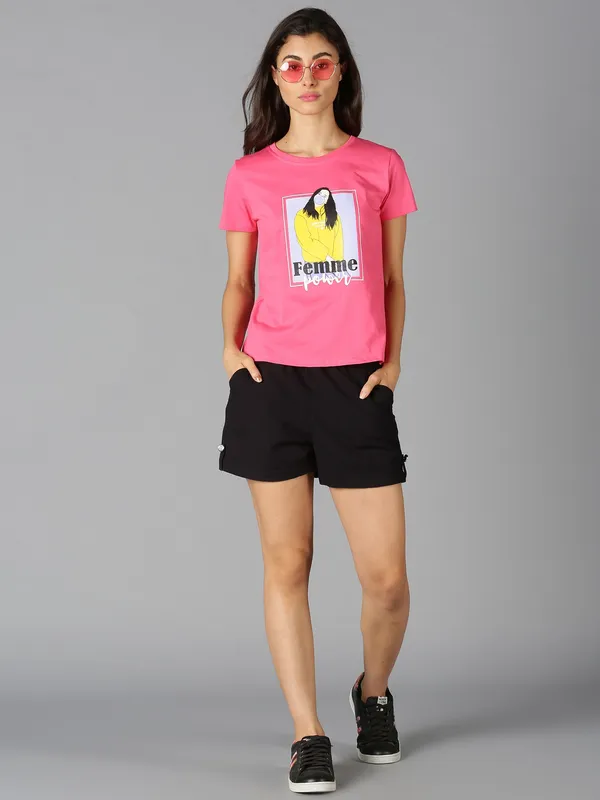 Pink_Pure_Cotton_Graphic_Print_Round_Neck_Slim_Fit_Short_Sleeve_T-Shirt_For_Women
