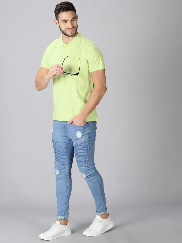 Green_Pure_Cotton_Solid_Polo_Neck_Loose_Fit_Half_Sleeve_T-Shirt_For_Men