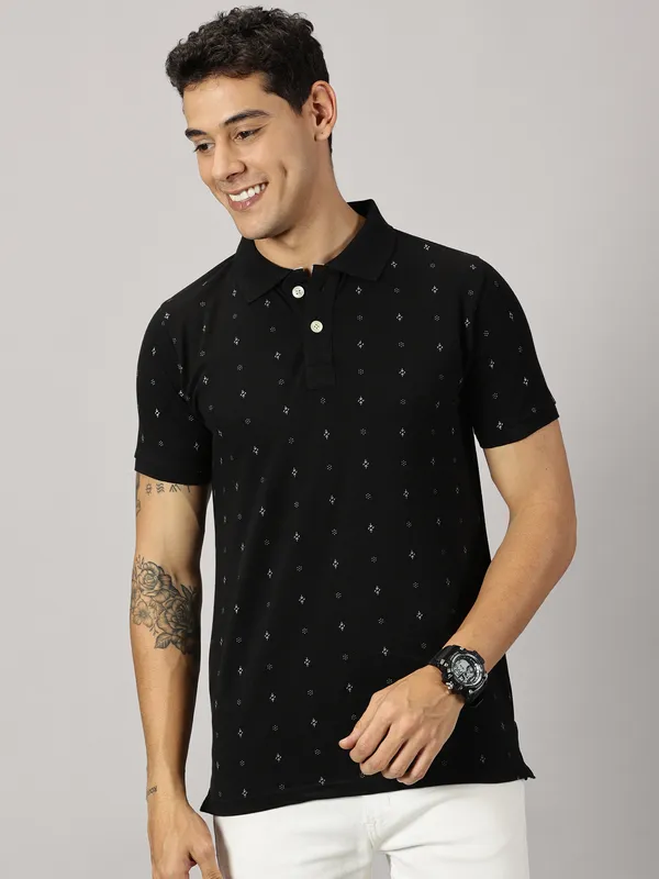 Black_Pure_Cotton_Printed_Polo_Neck_Slim_Fit_Short_Sleeve_T-Shirt_For_Men