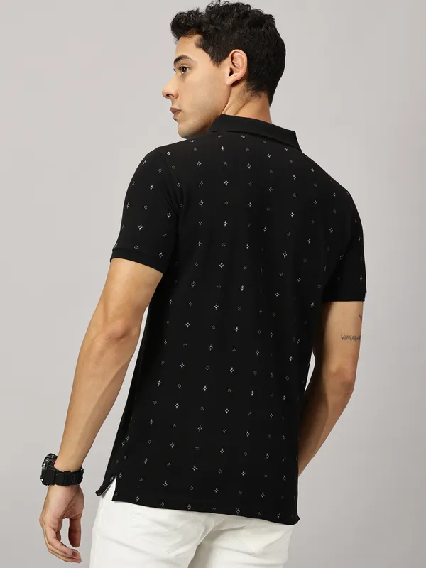 Black_Pure_Cotton_Printed_Polo_Neck_Slim_Fit_Short_Sleeve_T-Shirt_For_Men