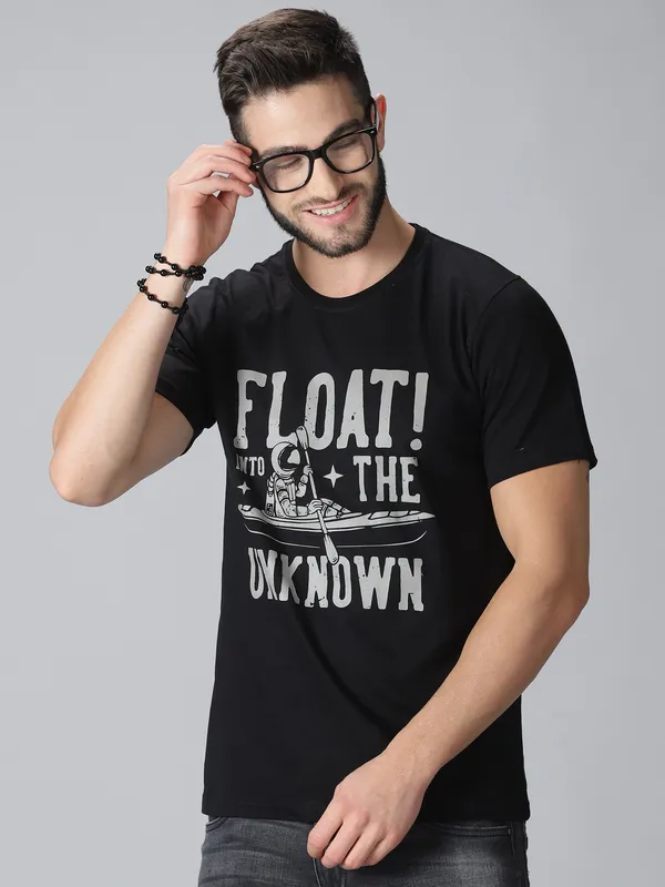Black_Pure_Cotton_Typography_Round_Neck_Loose_Fit_Half_Sleeve_T-Shirt_For_Men