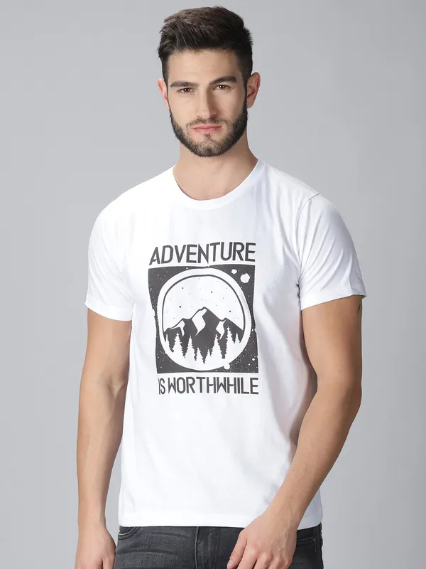 White_Pure_Cotton_Typography_Round_Neck_Loose_Fit_Half_Sleeve_T-Shirt_For_Men