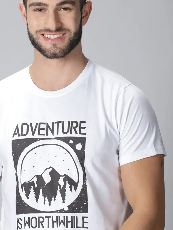 White_Pure_Cotton_Typography_Round_Neck_Loose_Fit_Half_Sleeve_T-Shirt_For_Men