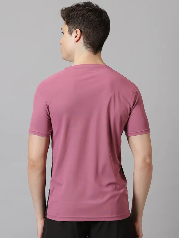 Pink_&_Black_Polyester_Colorblock_Round_Neck_Slim_Fit_Short_Sleeve_T-Shirt_For_Men