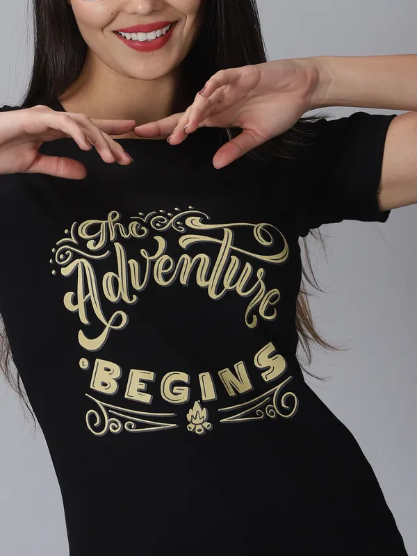 Black_Pure_Cotton_Printed_Round_Neck_Slim_Fit_Half_Sleeve_T-Shirt_For_Women