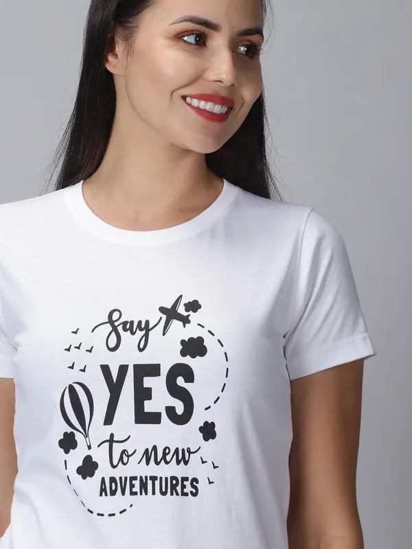 White_Pure_Cotton_Printed_Round_Neck_Slim_Fit_Half_Sleeve_T-Shirt_For_Women