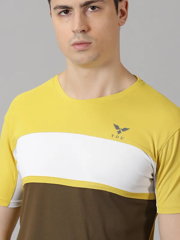 Yellow_&_Green_Polyester_Colorblock_Round_Neck_Slim_Fit_Short_Sleeve_T-Shirt_For_Men