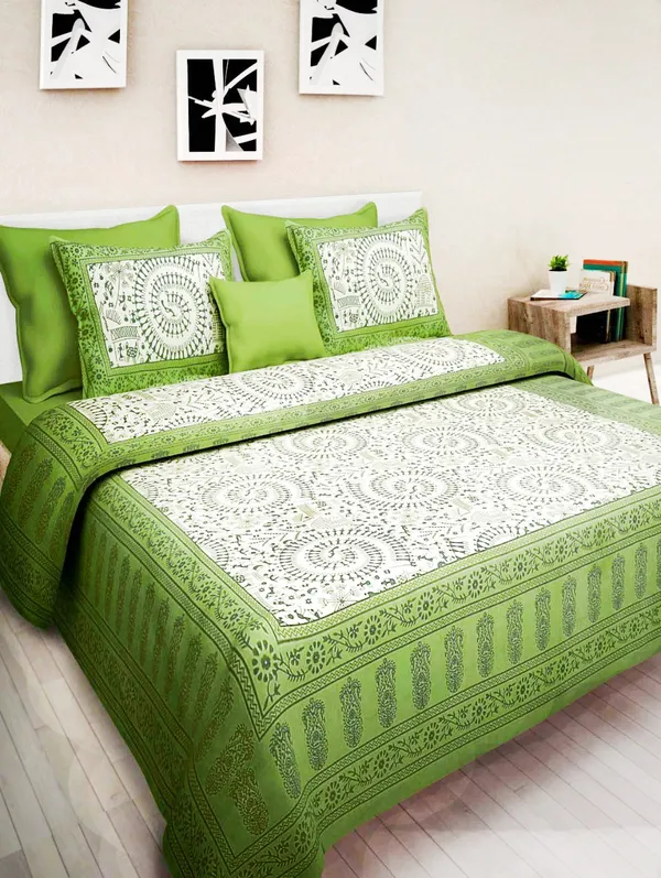 Green_Queen_Size_Tapestry_Printed_With_2_Pillow_Cases_With_Thread_Count_(180)