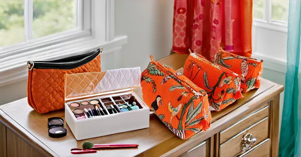 Multicolor_Cosmetic_Bags_Set,_3_Piece_Make_Up_Organizer_Bag_Storage_Bags_With_Zipper_Closure,_Orange,_One_Size,_Makeup_Bag