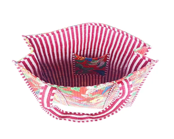 Red_Quilted_Cotton_Women_Beautiful_Printed_Grocery_Shopping_Bag