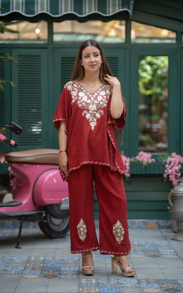 Red_Short_Summer_Cool_Kashmiri_Aari_Embroidery_Crushed_Kaftaan_Cord_Set