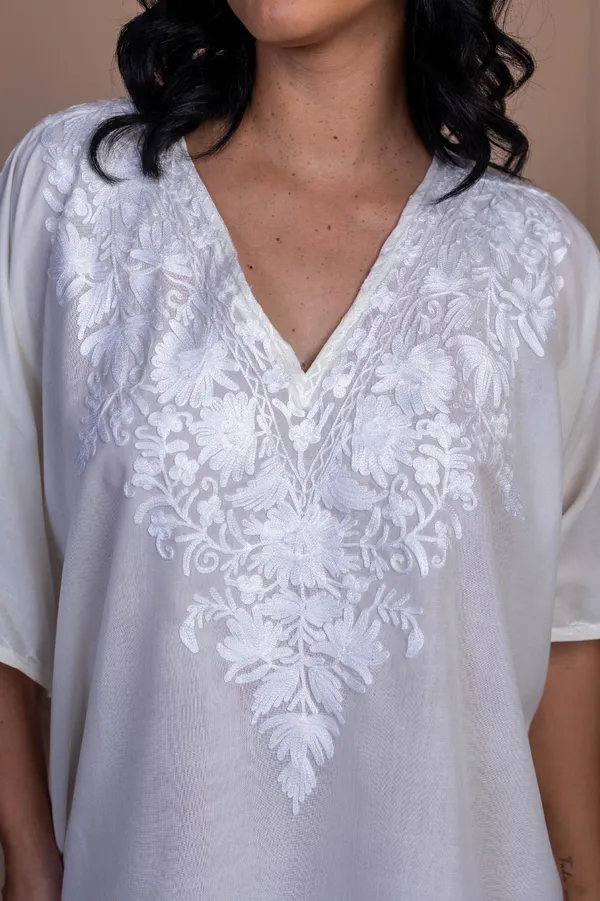 White_Summer_Cool_Kashmiri_Aari_Embroidery_Short_Kaftan_For_Women