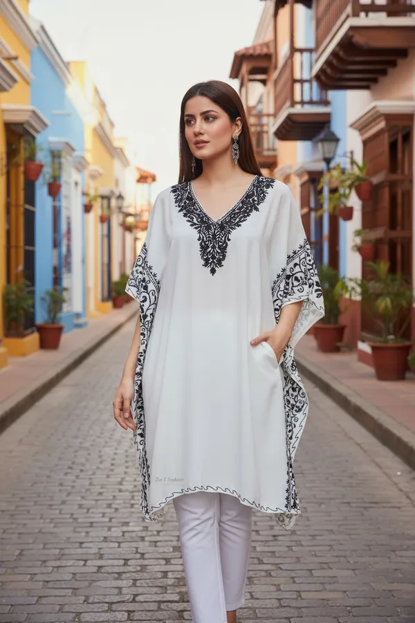 BLACK_ON_WHITE_SUMMER_COOL_KAFTAAN