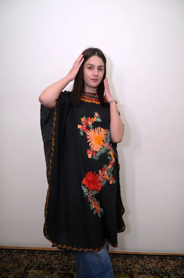 Black_Summer_Cool_Crushed_Cotton_Kashmiri_Aari_Embroidery__Long_Kaftaan