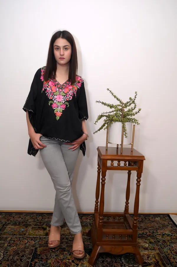 Black_Summer_Cool_Kashmiri_Aari_Embroidery_Short_Kaftaan