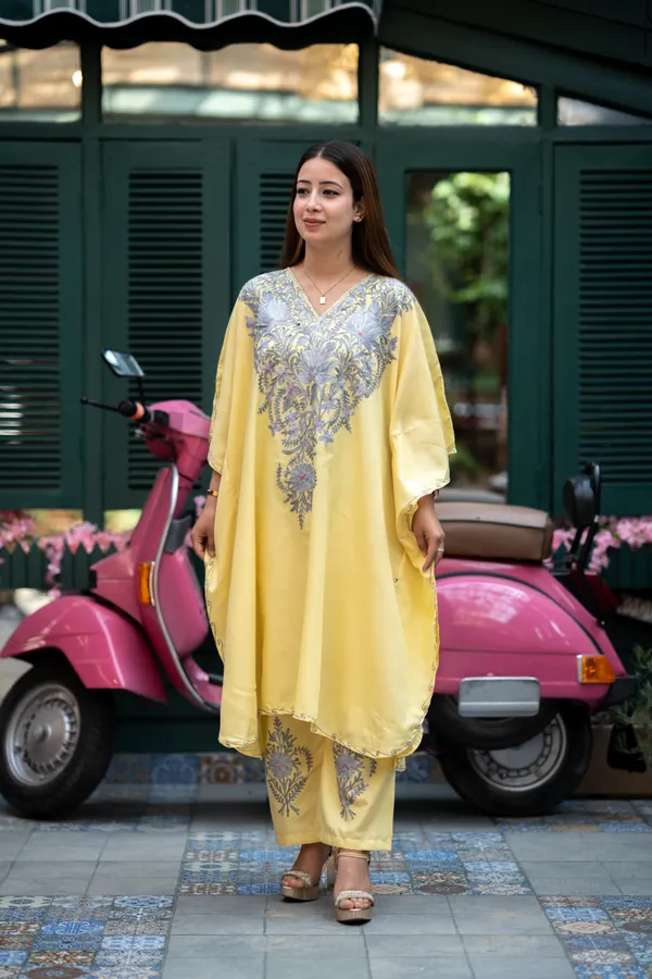 Pale_Yellow_Summer_Cool_Kashmiri_Aari_Embroidery_Kaftaan_Cord_Set