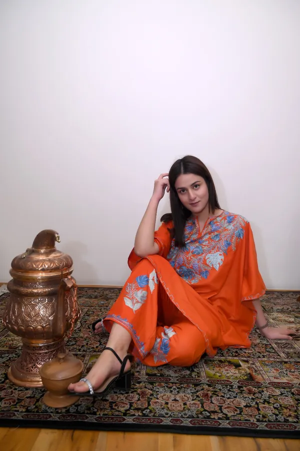 Orange_Summer_Cool_Kashmiri_Aari_Embroidery_Kaftaan_Cord_Set