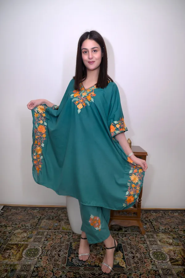Teal_Summer_Cool_Kashmiri_Aari_Embroidery_Kaftaan_Cord_Set