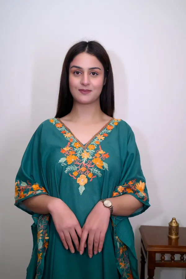 Teal_Summer_Cool_Kashmiri_Aari_Embroidery_Kaftaan_Cord_Set