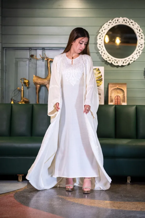 TWO_PIECE_GOWN_KAFTAN_SET_WHITE